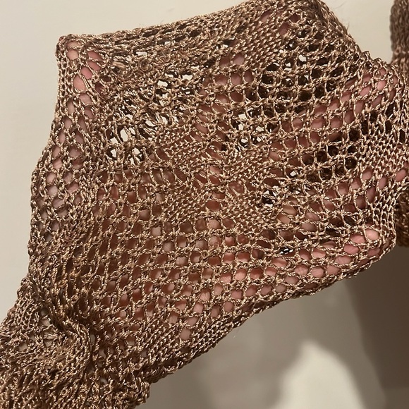 Hand knitted lace blouse with zipper and back, handmade handcrafted mastery - Picture 6 of 13